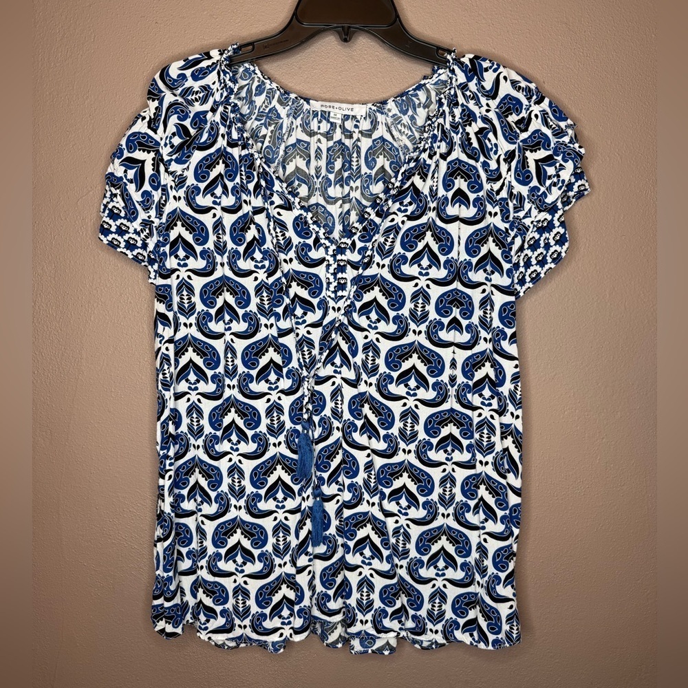 Blue & White Printed Short Sleeve Women's Top